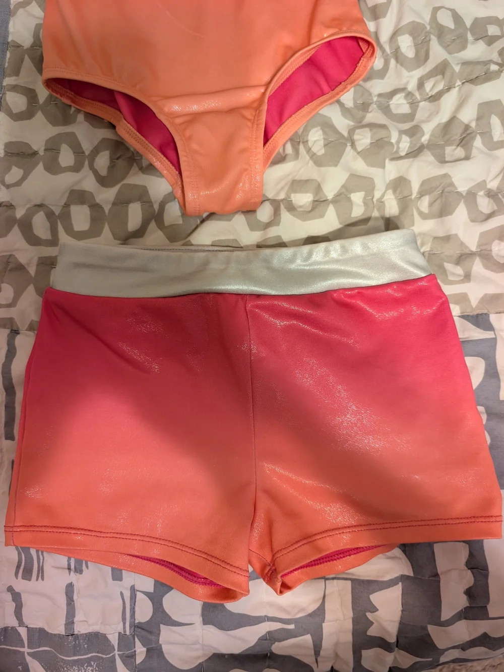 Girls' Gradient Pink-Orange Tank Leotard and Shorts Set
